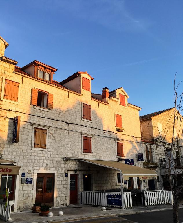 Apartments Feral Trogir Buitenkant foto