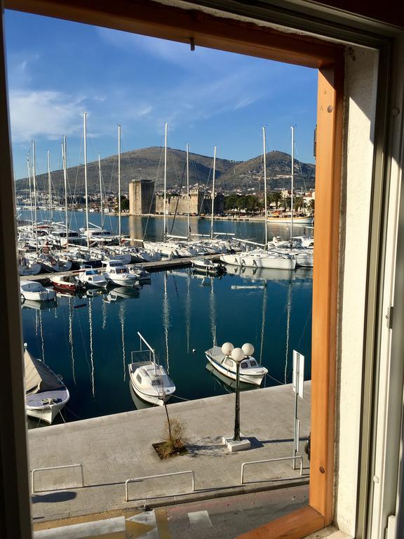 Apartments Feral Trogir Buitenkant foto